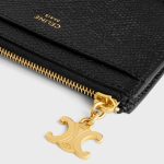 ZIPPED CARD HOLDER TRIOMPHE CHARMS IN GRAINED CALFSKIN BLACK - Image 4